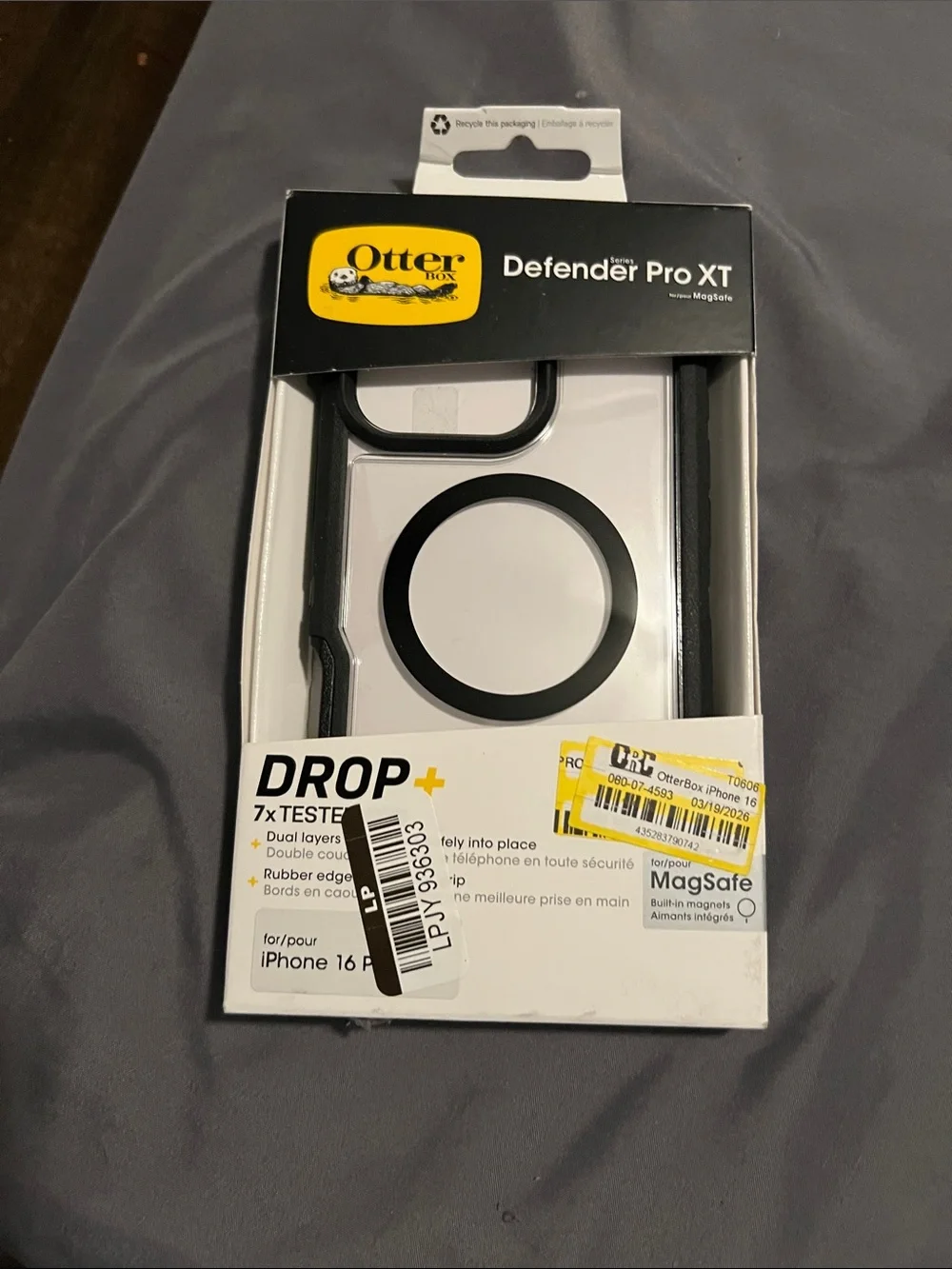 OtterBox Defender Pro XT iPhone Case Black and White IPhone 16